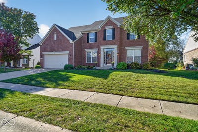 /international/us/10320-parkshore-drive-fishers-in-110120746541/