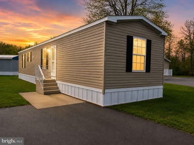 /international/us/35-lynn-st-mifflinburg-pa-110107892724/