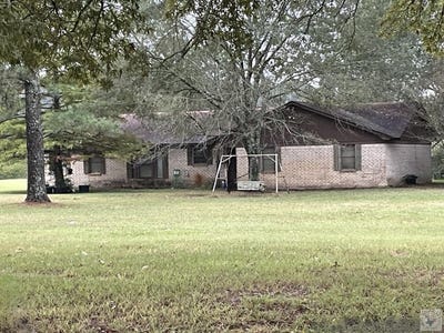 /international/us/305-little-river-35-ashdown-ar-110103965447/