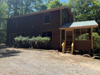 /international/us/18607-morganton-hwy-morganton-ga-110108130783/
