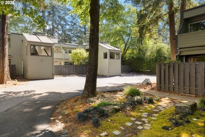 /international/us/15938-quarry-rd-lakeoswego-or-110108987630/