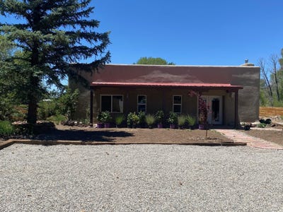 /international/us/728-paseo-del-pueblo-norte-taos-nm-110106316398/