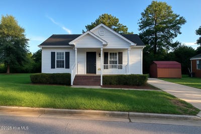 /international/us/1207-davenport-street-greenville-nc-110100653619/