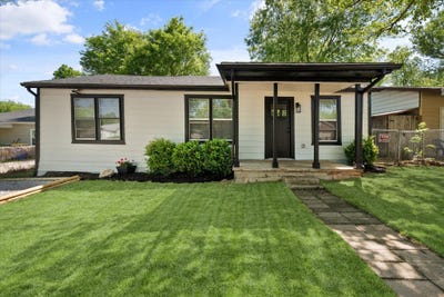 /international/us/8225-carlos-street-white-settlement-tx-110106921725/