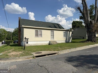 /international/us/209-montgomery-street-vidalia-ga-110108828168/