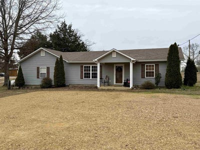 /international/us/3690-142-hwy-selmer-tn-110105000338/