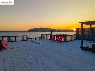/international/us/8-sandy-beach-road-vallejo-ca-110101037702/?lang=zh-tw