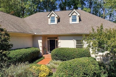 /international/us/26-ridgemere-trace-sandy-springs-ga-110120095301/