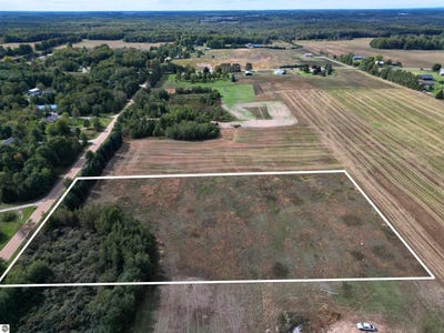/international/us/6373-gleaner-hall-road-kingsley-mi-110119991366/