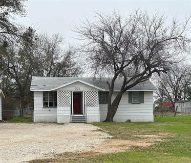 /international/us/301-e-hutchings-lane-olney-tx-110104095994/