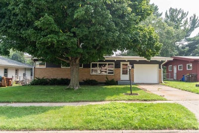 /international/us/816-hawthorne-rockford-il-110101363911/