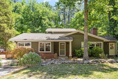 /international/us/123-windsor-circle-chapel-hill-nc-110110256085/