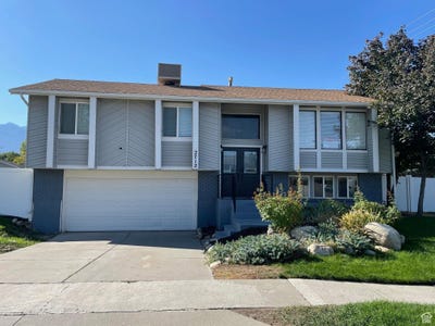 /international/us/2712-e-7115-s-cottonwood-heights-ut-110102282062/