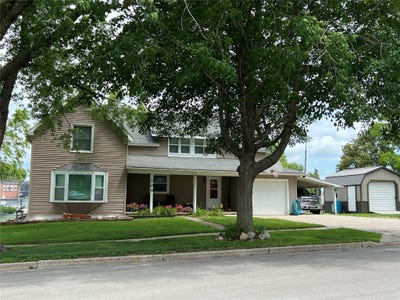 /international/us/109-e-jackson-street-panora-ia-110100417110/