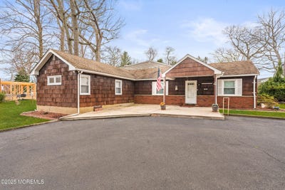 /international/us/456-harnell-avenue-oakhurst-nj-110105766146/