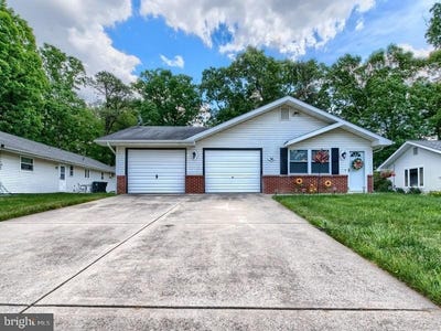 /international/us/30-poplar-avenue-hammonton-nj-110108825663/