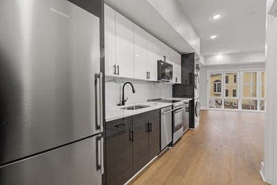 /international/us/872-broadway-somerville-ma-110107082708/