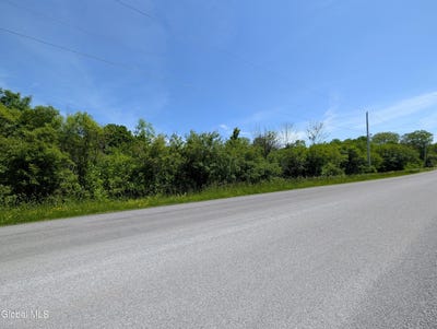 /international/us/green-corners-road-amsterdam-ny-110108586283/?lang=de