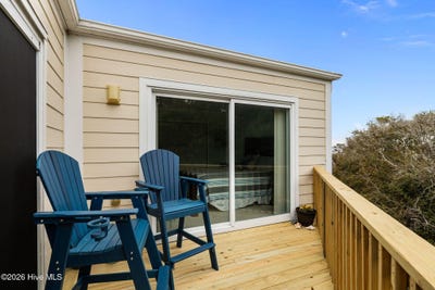 /international/us/650-salter-path-road-pine-knoll-shores-nc-110104937436/