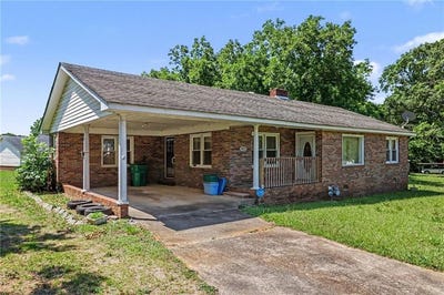 /international/us/422-bartson-street-lavonia-ga-110108978930/