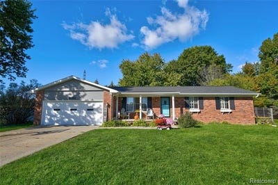 /international/us/2143-old-hickory-boulevard-davison-twp-mi-110120452895/