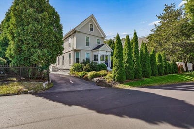 /international/us/121-boyd-road-portsmouth-nh-110110307800/