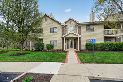 /international/us/8830-yardley-court-indianapolis-in-110107457456/