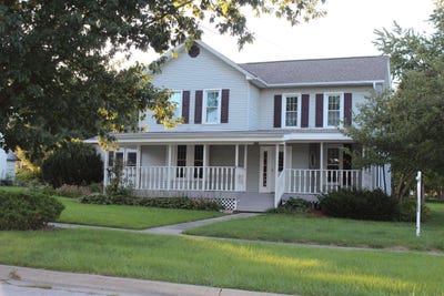 /international/us/403-s-walnut-street-shell-rock-ia-110110323092/
