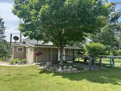 /international/us/4910-sleepy-hollow-court-roscommon-mi-110100466396/