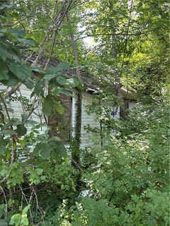 /international/us/16-watson-street-onancock-va-110109230279/