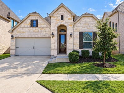 /international/us/306-driftwood-lane-argyle-tx-110120620381/