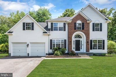 /international/us/19-sunflower-circle-burlington-nj-110108426829/