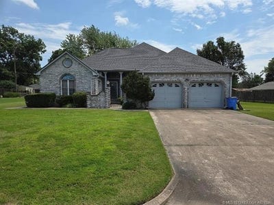 /international/us/112-circle-drive-checotah-ok-110108396410/