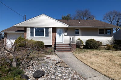 /international/us/131-ira-road-syosset-ny-110106615439/
