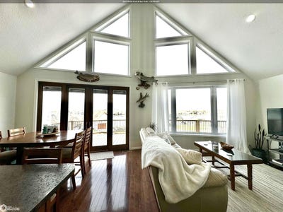 /international/us/3155-indian-point-drive-ellston-ia-110099445518/