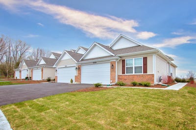 /international/us/3928-monica-lane-johnsburg-il-110105800448/