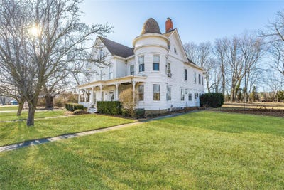 /international/us/1982-main-road-laurel-ny-110097710568/?lang=zh-tw