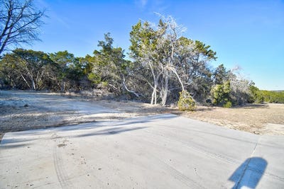 /international/us/904-olympic-dr-kerrville-tx-110090761785/