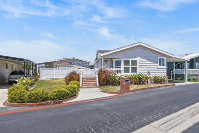 /international/us/16222-monterey-ln-huntington-beach-ca-110108850671/