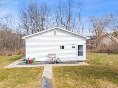 /international/us/1677-state-route-145-call-listing-agent-ny-110106789622/