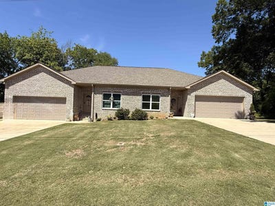 /international/us/16-3rd-street-pell-city-al-110107831777/