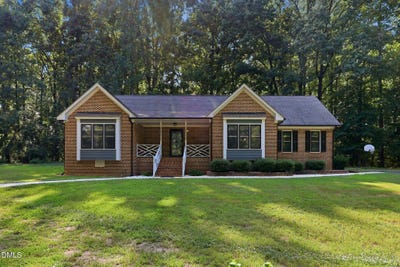 /international/us/946-cooke-road-louisburg-nc-110119946935/