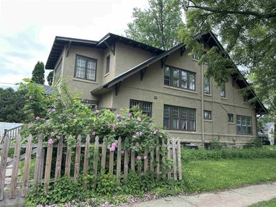 /international/us/411-witter-street-wisconsin-rapids-wi-110098541678/