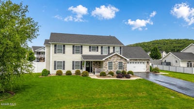 /international/us/126-mallard-lane-duncansville-pa-110108302437/
