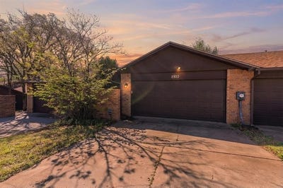 /international/us/2922-stonepoint-drive-edmond-ok-110106988409/