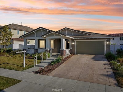 /international/us/414-azalea-street-fillmore-ca-110100967673/