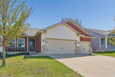 /international/us/1312-n-6th-street-indianola-ia-110107664697/