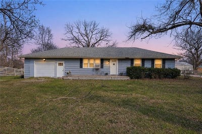 /international/us/529-n-5-street-lacygne-ks-110119612488/