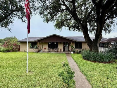/international/us/327-taylor-falfurrias-tx-110104881810/