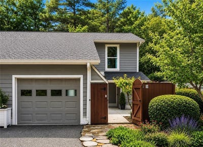 /international/us/5056-meadow-lane-marietta-ga-110108447962/
